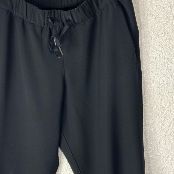 Lululemon On The Fly Crop Woven Black Pant Size 10 - Picture 5 of 7